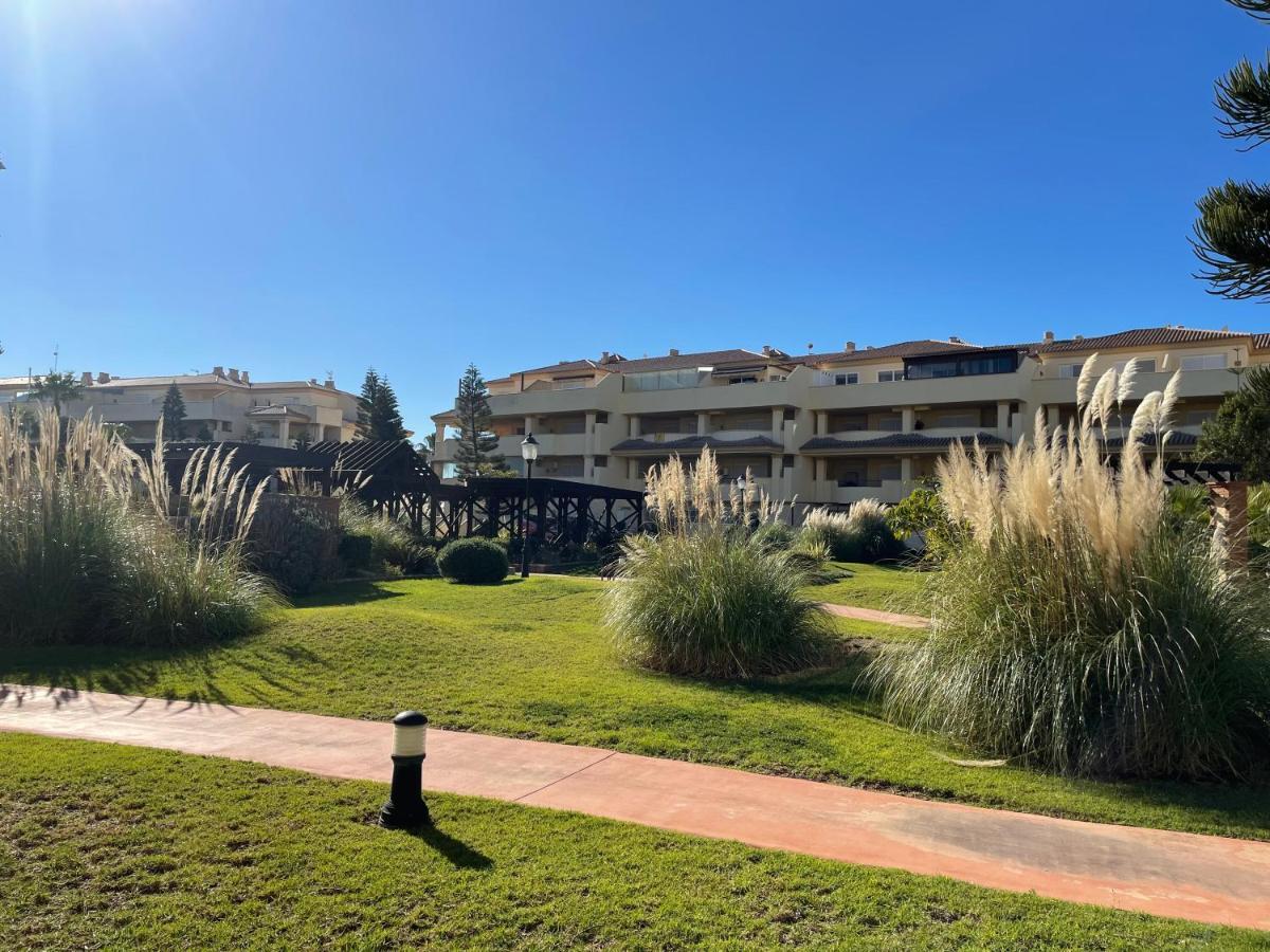 Apartamento Moderna Y Alegre Vivienda Junto Al Mar . Roquetas de Mar Exterior foto