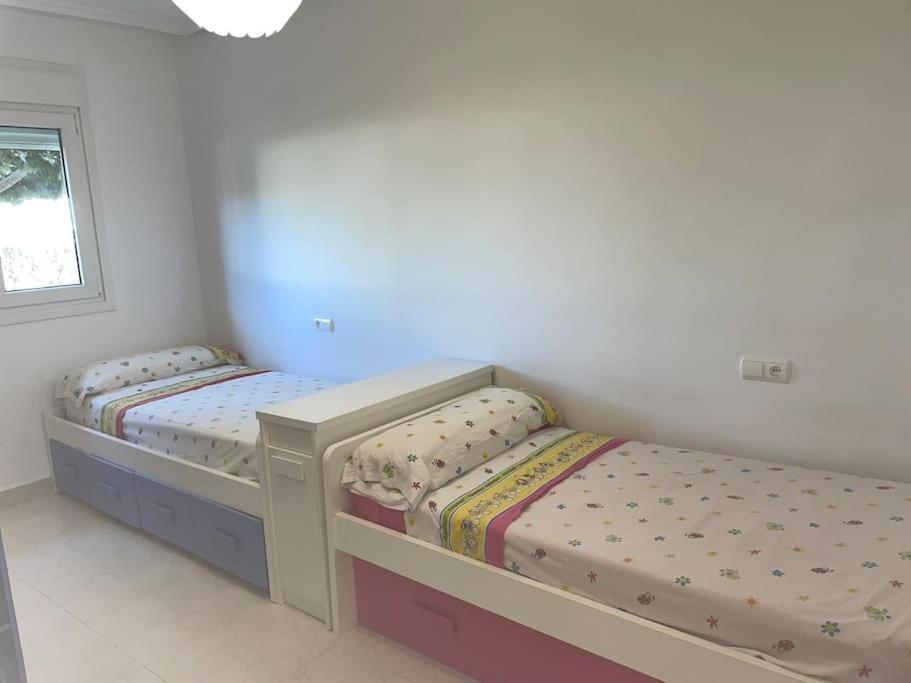 Apartamento Moderna Y Alegre Vivienda Junto Al Mar . Roquetas de Mar Exterior foto