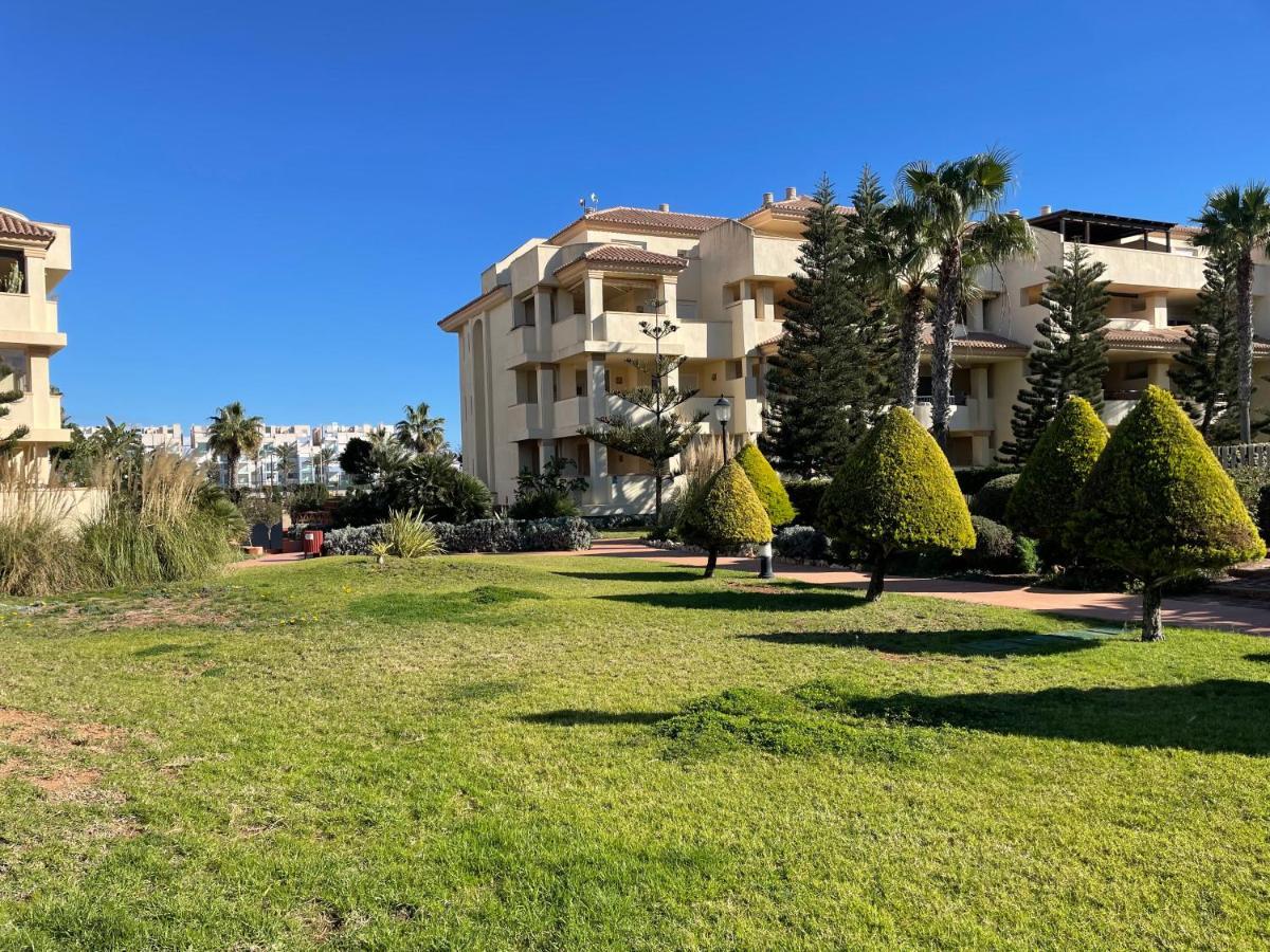 Apartamento Moderna Y Alegre Vivienda Junto Al Mar . Roquetas de Mar Exterior foto